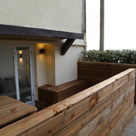Appartement Face Mer Avec Terrasse Et Parking Trouville-sur-mer Exteriör bild